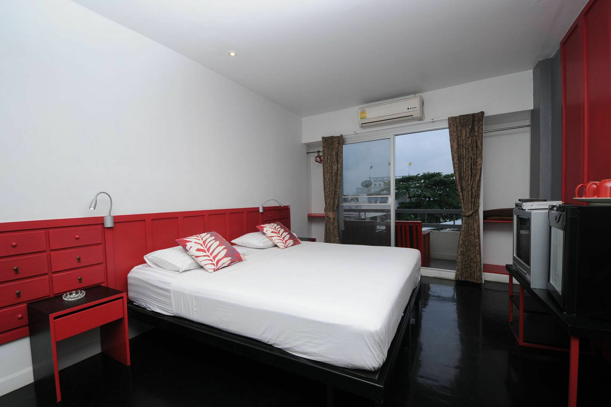 Riverview Residence Bangkok Exterior foto